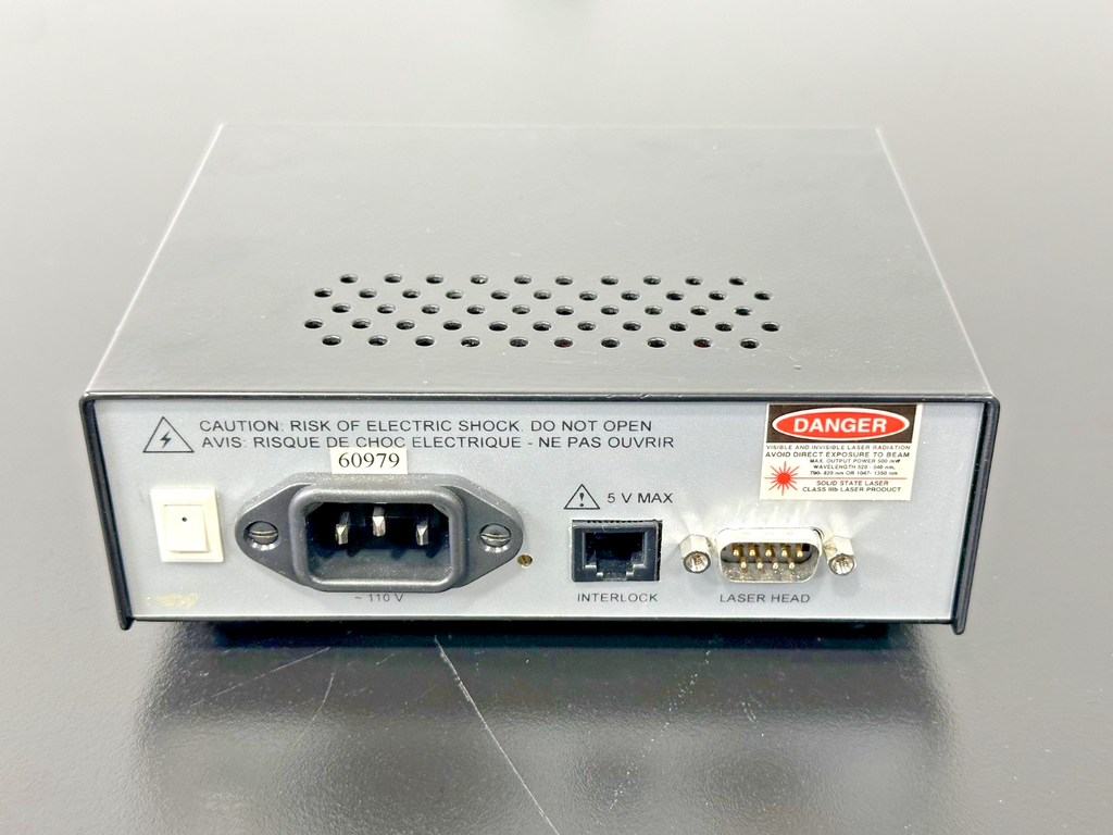 CrystaLaser CL 1000 Diode Pumped Crystal Laser Power Supply Working5