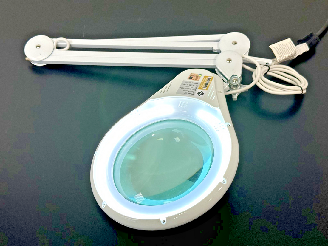 BOURYA 8062D3LED A LED Magnifier Lamp 12W Articulating Arm No Clamp Working0