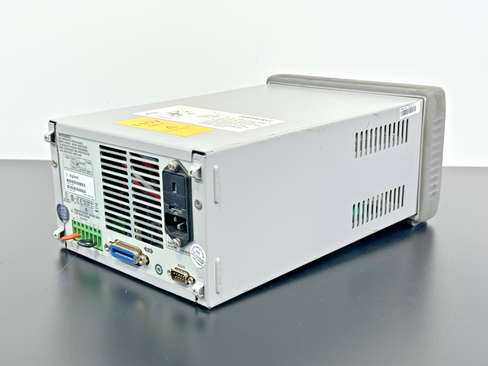 Agilent E3633A OEM DC Power Supply 8V 20A / 20V 10A Bench Power Supply5