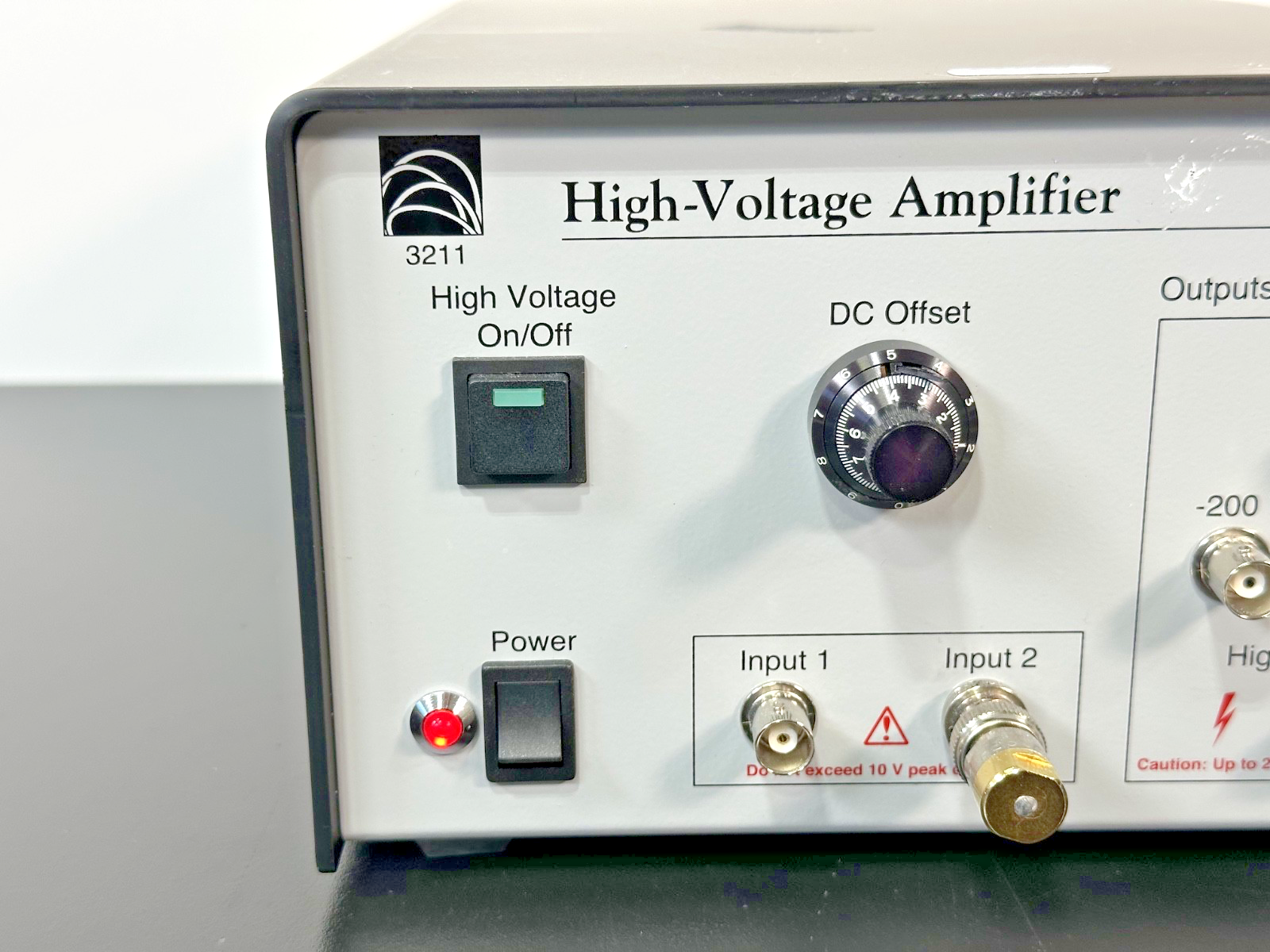 New Focus 3211 High Voltage Amplifier ±200V Broadband Modulator Driver Working1