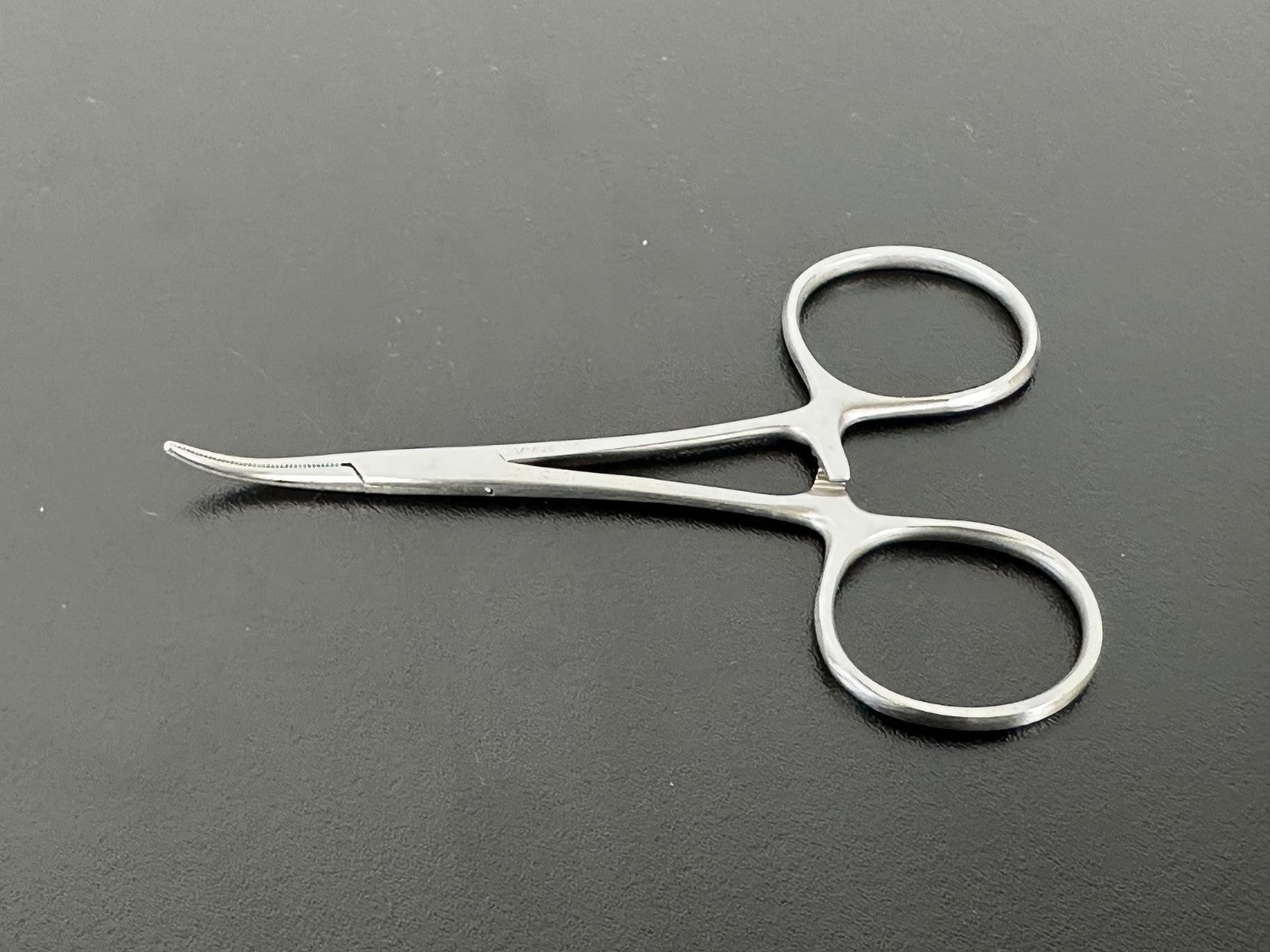 V. Mueller OP7531 Curved Mosquito Hemostat Forceps German Stainless0