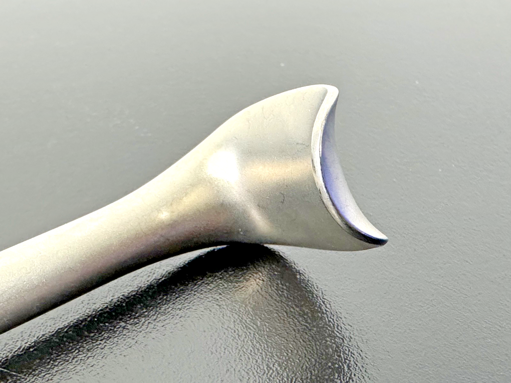 Aesculap BT471R Richardson Eastman Double Ended Retractor 9.75in Small2