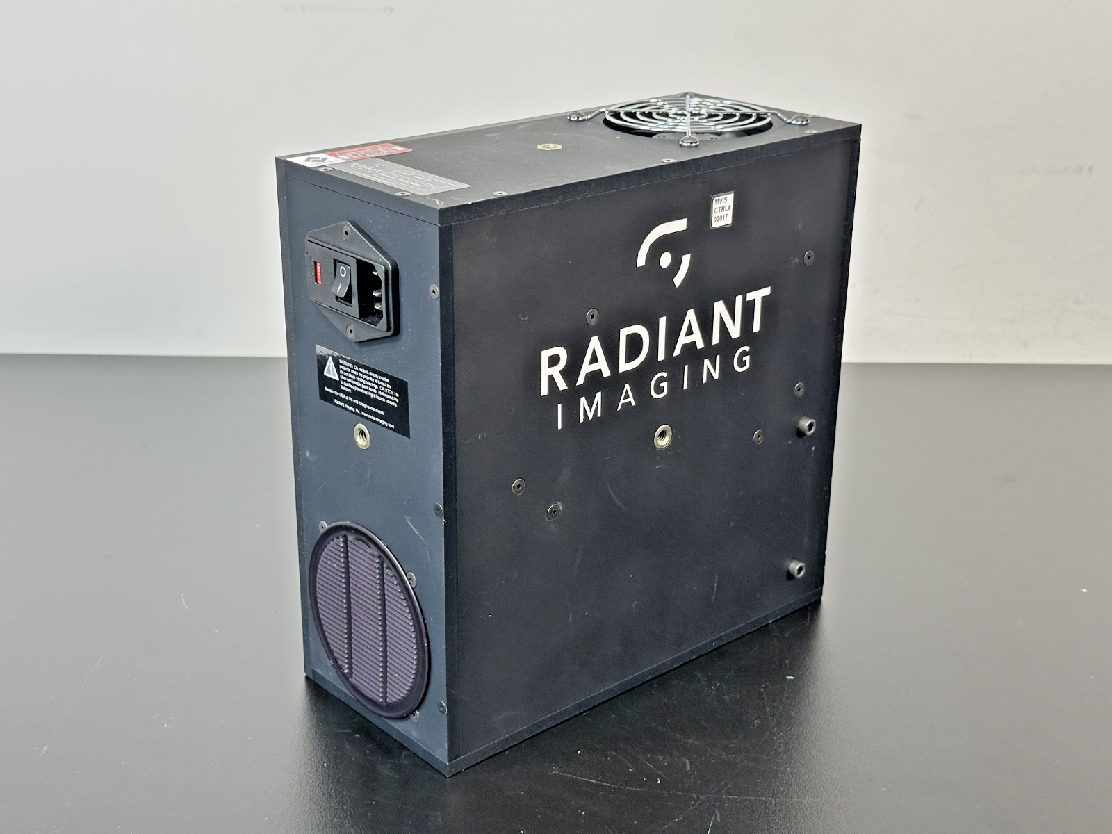 Radiant Imaging PM AC4001 Metal Halide Illuminance Calibration Lamp Working2