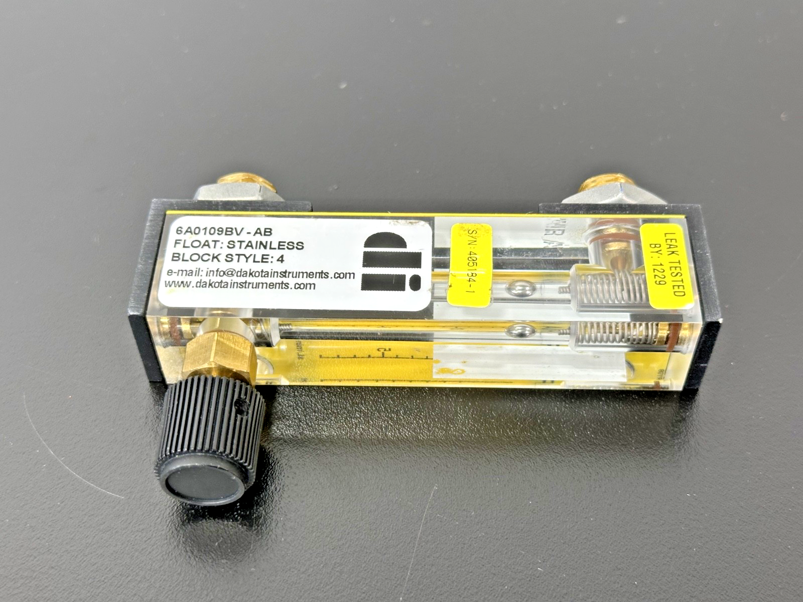 Dakota Instruments 6A0109BV AB Variable Area Air Flow Meter Rotameter Used2