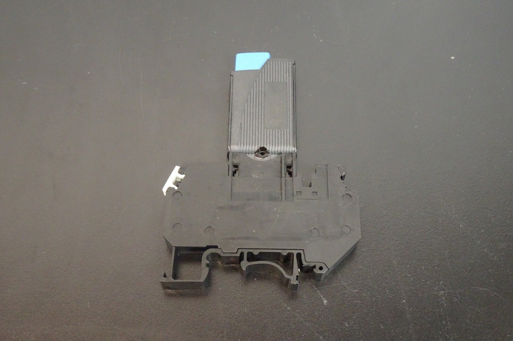 ETA UK 6 FSI/0 Terminal Block Circuit Breaker0