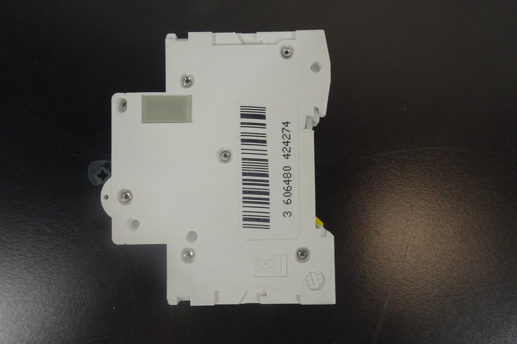 SCHNEIDER ELECTRIC A9N61528 circuit breaker C60H DC C10A1