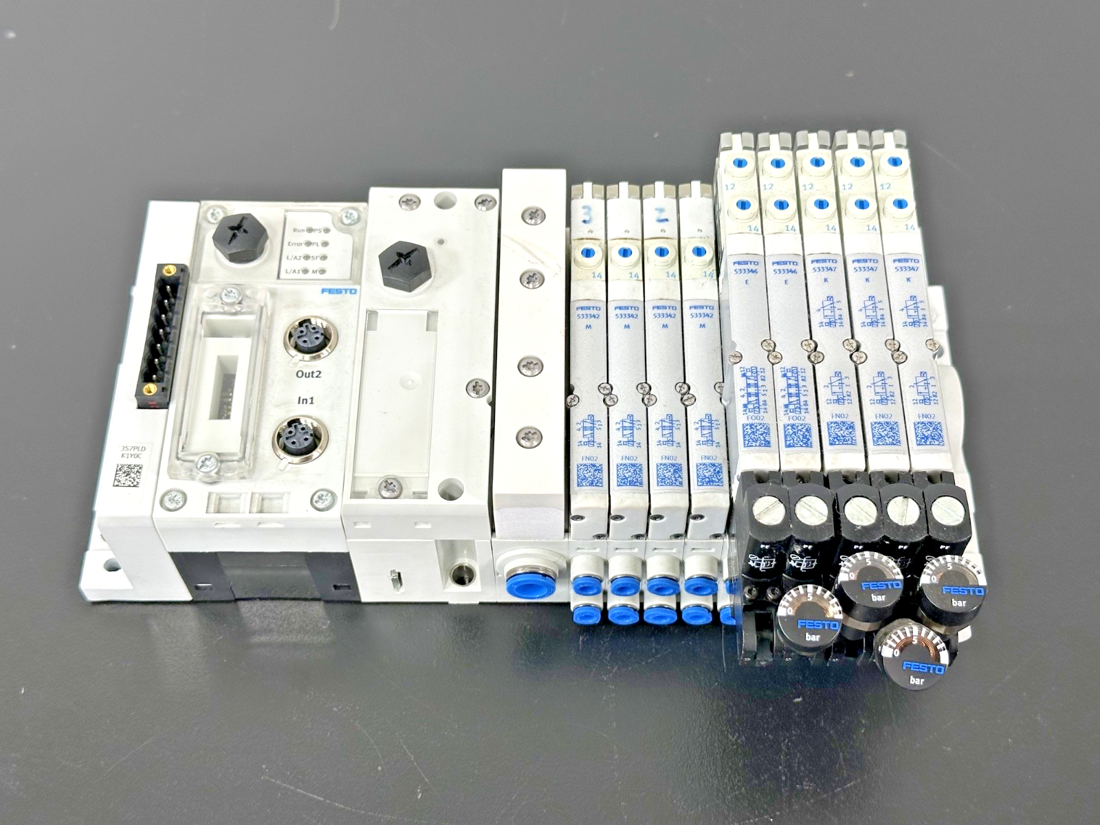 Festo CPX FB38 552046 Pneumatic Valve Terminal Assembly 533342 533347 Used0