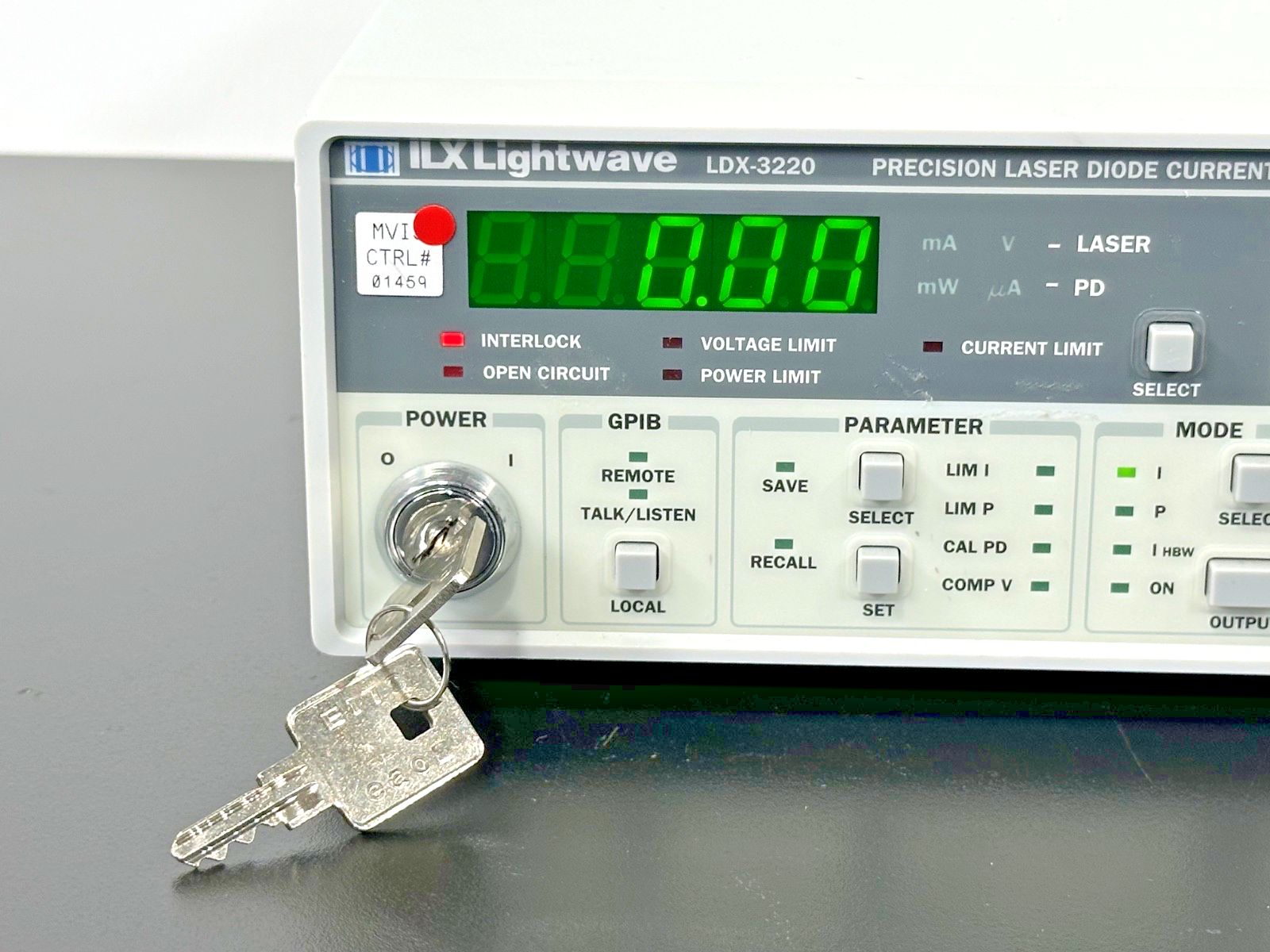 ILX Lightwave LDX 3220 Precision Laser Diode Current Source 500mA Working1