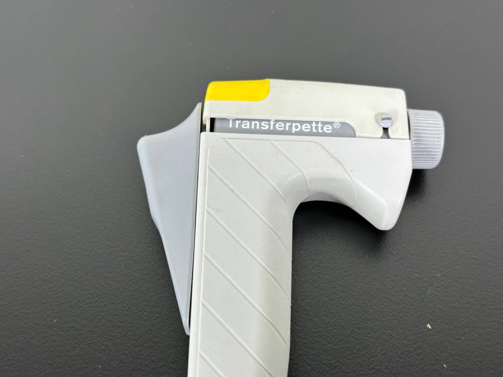 Brinkmann Transferpette TM 12 12 Channel Pipette 2.5 25µL Adjustable2