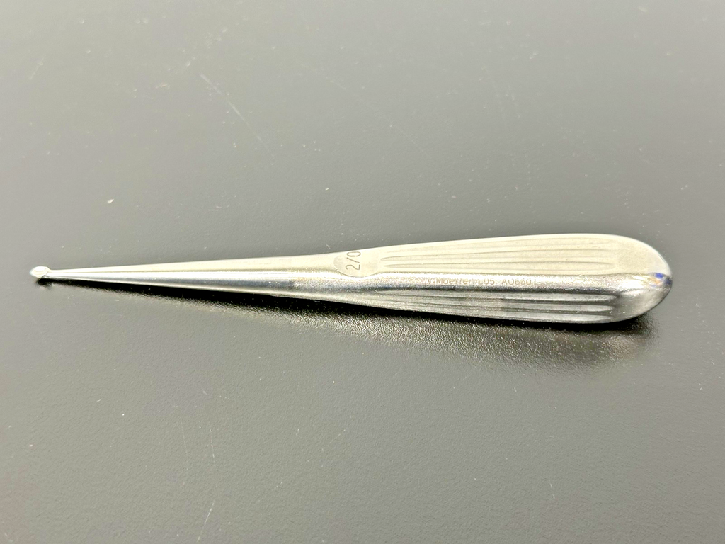 V. Mueller AU6601 Spratt Oval Cup Curette Size 00 2/0 6.5" Stainless0