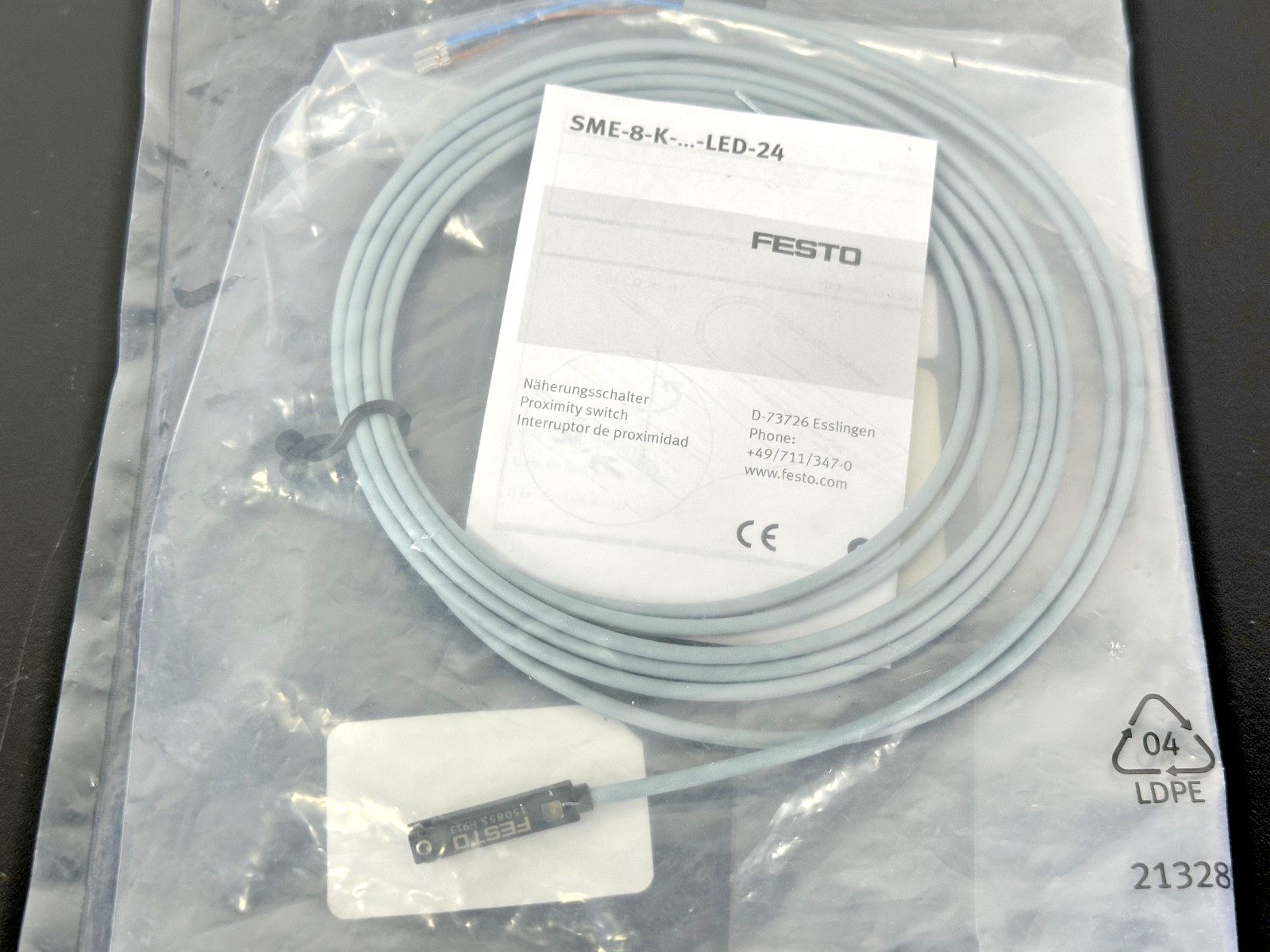 Festo SME 8 K LED 24 Proximity Sensor 150855 Magnetic Cylinder Sensor New1