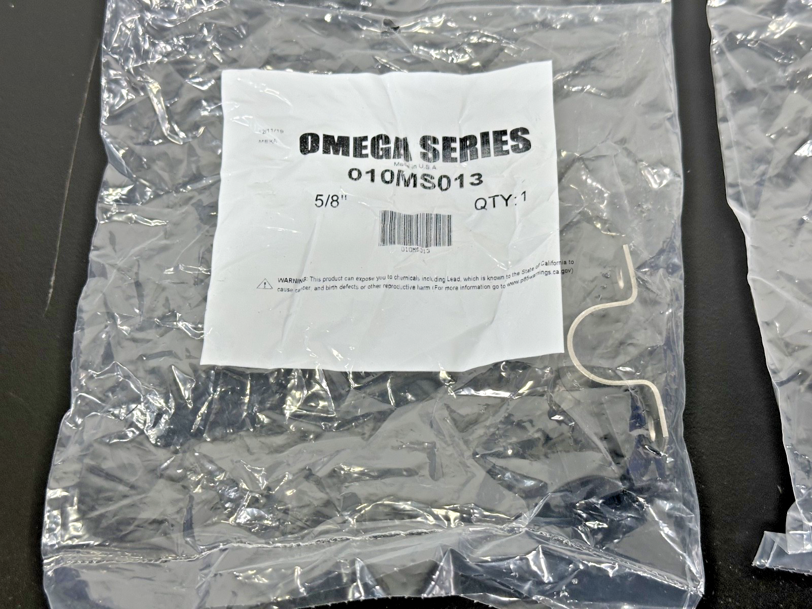 Lot of 4 Omega Series 010MS013 5/8" Vibration Dampening Tube Pipe Clamps New2