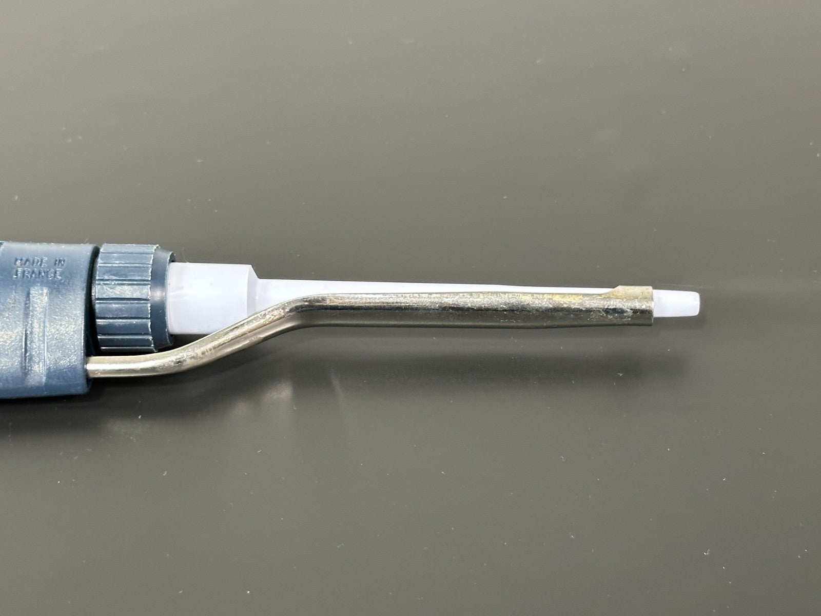 Gilson P200 Adjustable Micropipette 20 200µL Single Channel Pipettor2