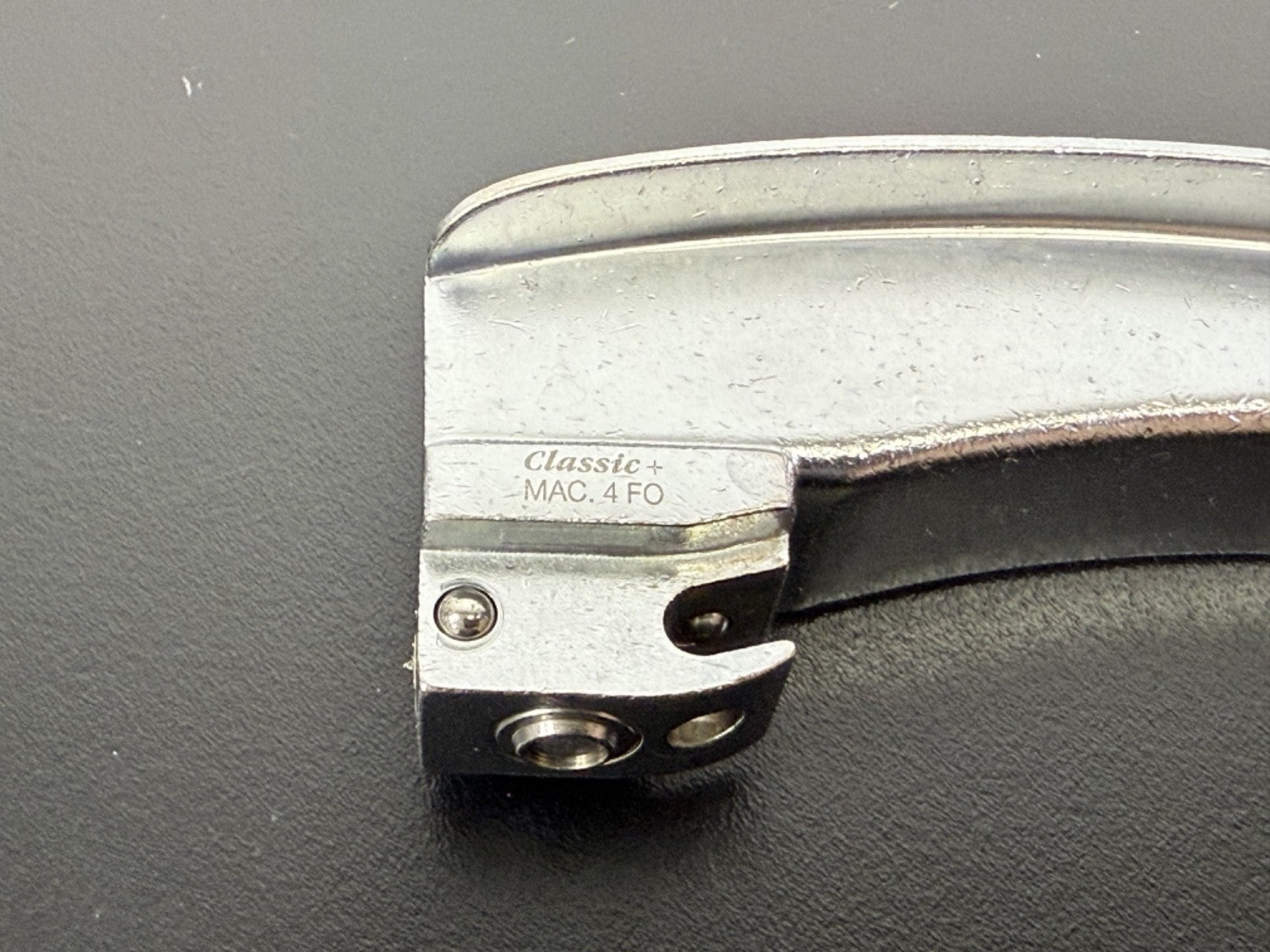 Heine Classic+ MAC 4 FO Laryngoscope Blade – Stainless Steel, Germany3