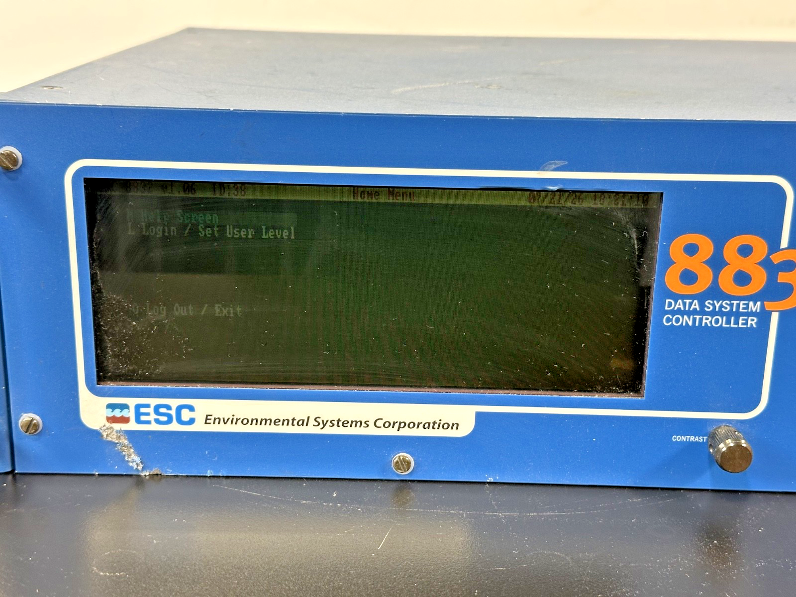 ESC 8832 Environmental Data System Controller Rackmount Powers On2