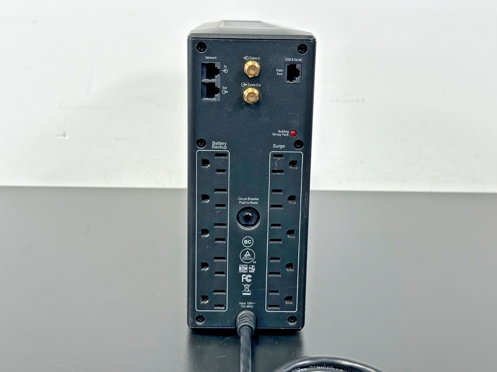 APC BR1500G Back UPS Pro 1500VA 865W Battery Backup UPS 10 Outlet LCD Powers On2