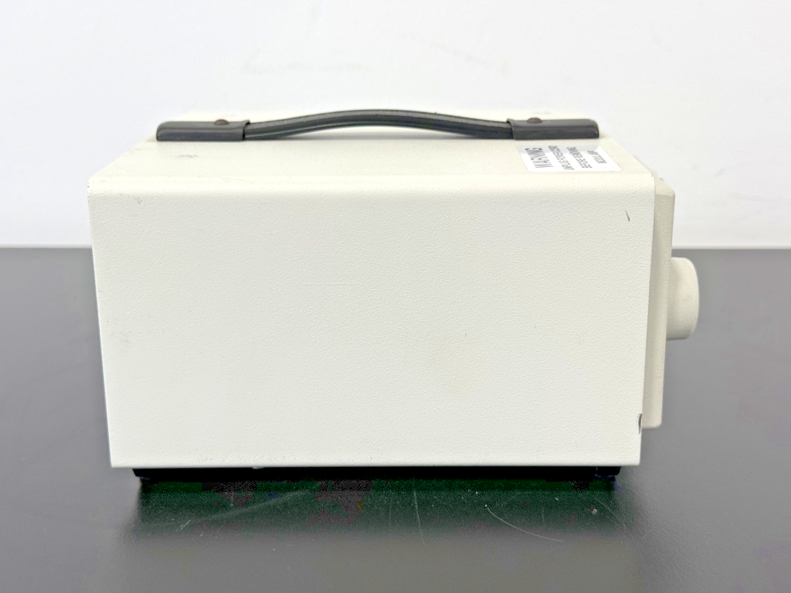Fostec ACE Fiber Optic Illuminator EKE 150W Light Source Powers On2