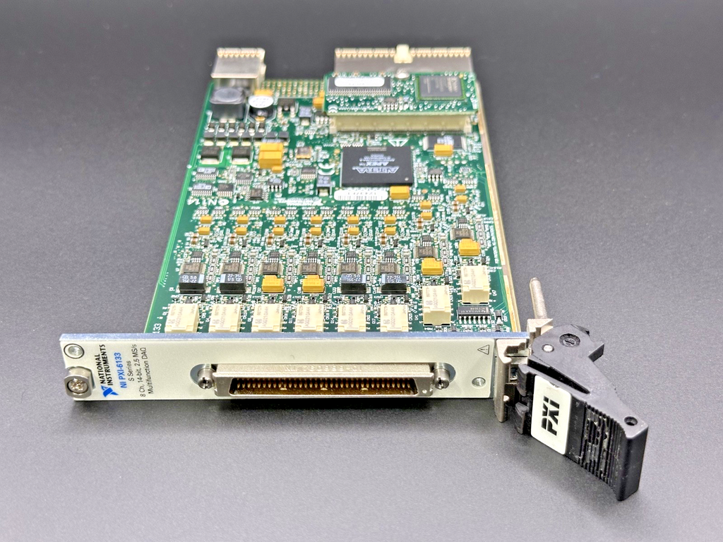 NI PXI 6133 S Series 8 Channel 14 Bit 2.5 MS/s Multifunction DAQ1