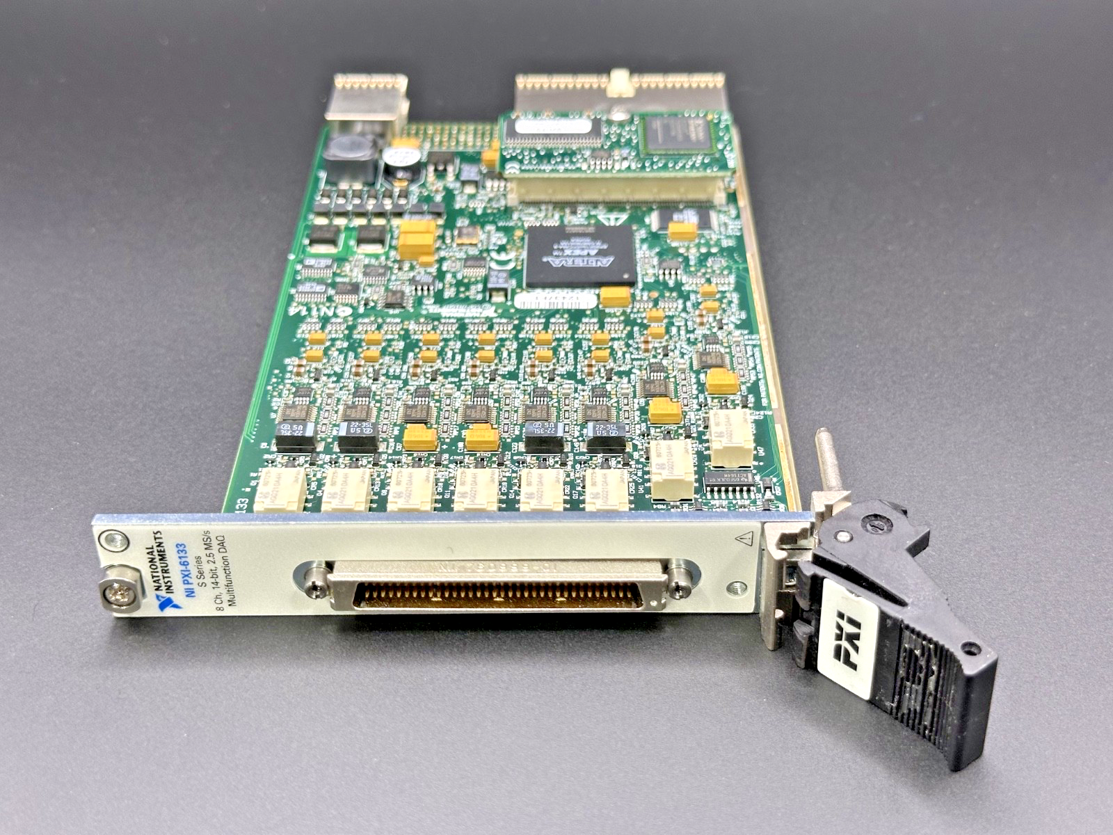 NI PXI 6133 S Series 8 Channel 14 Bit 2.5 MS/s Multifunction DAQ1
