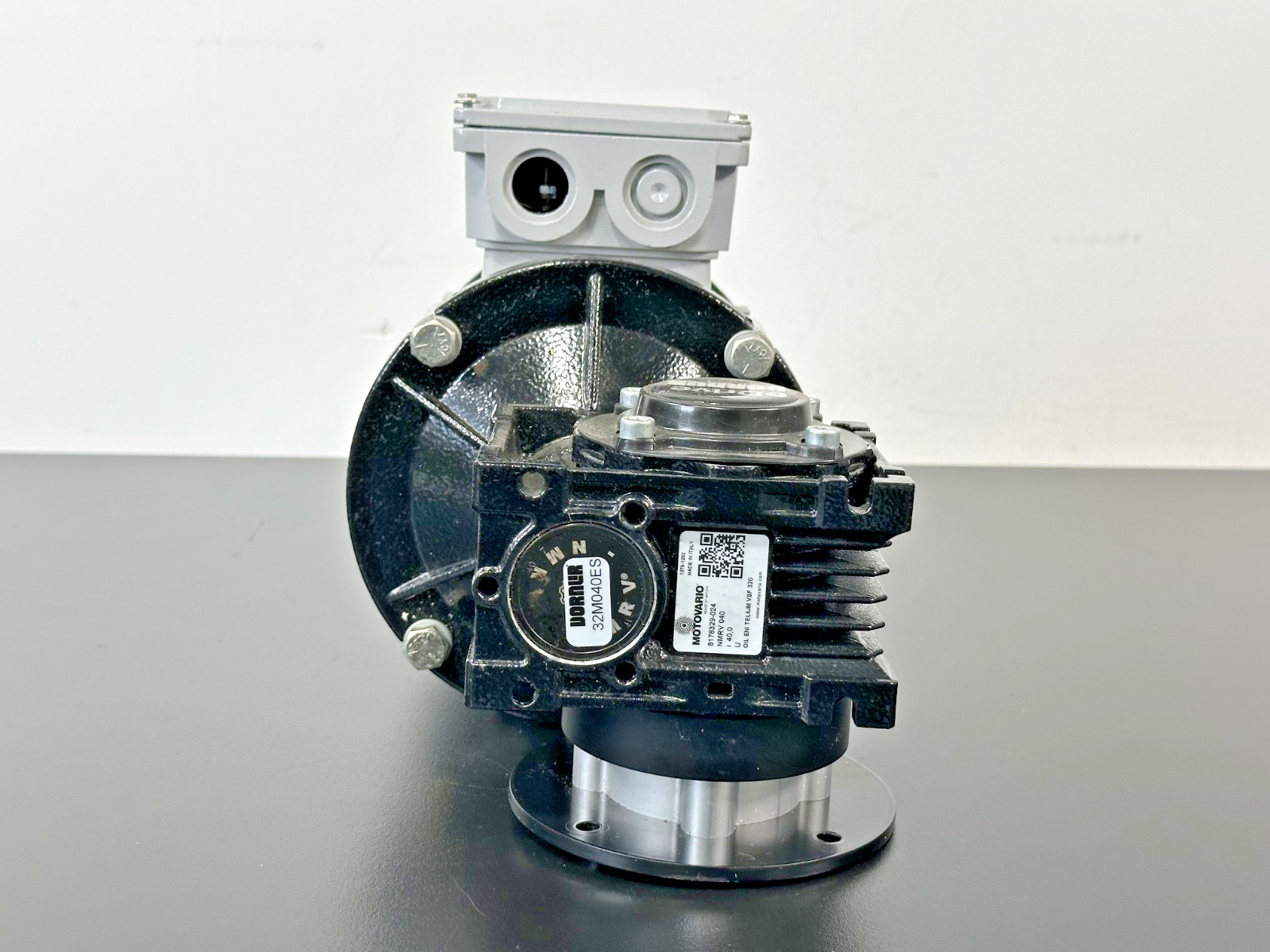 Motovario NMRV040 40:1 Worm Gearmotor 0.75 HP 3PH 56C Used Untested3