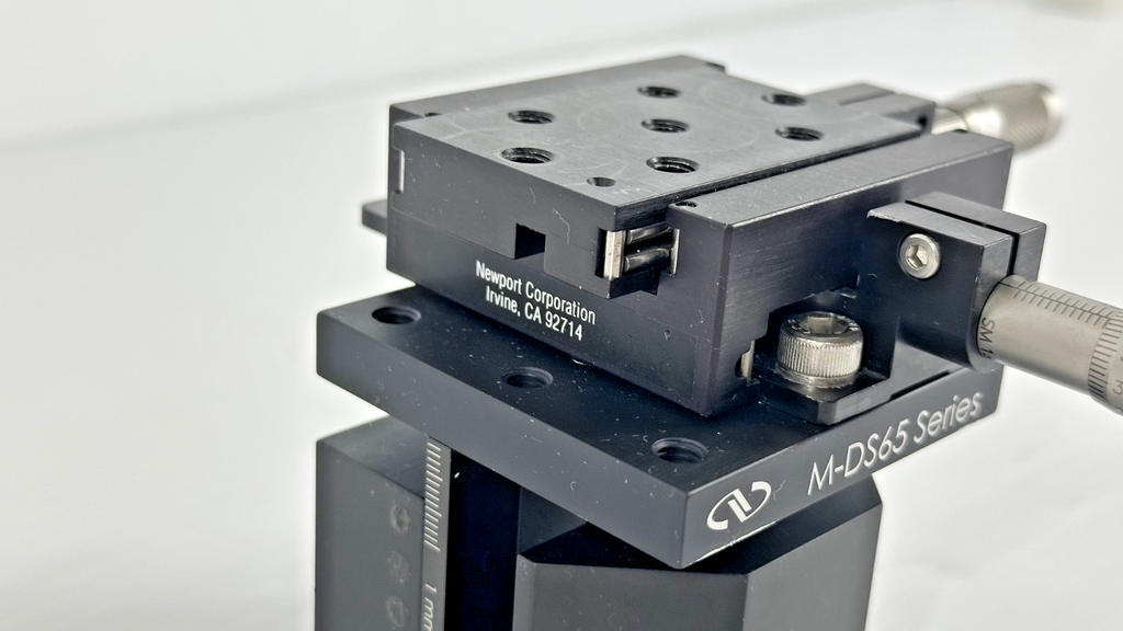 Newport M 460A M DS65 Manual Multi Axis Precision Positioning Stage5