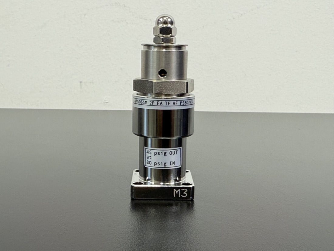 Parker Hannifin Gas Pressure Regulator 80 PSI In / 45 PSI Out (APS06SM)0
