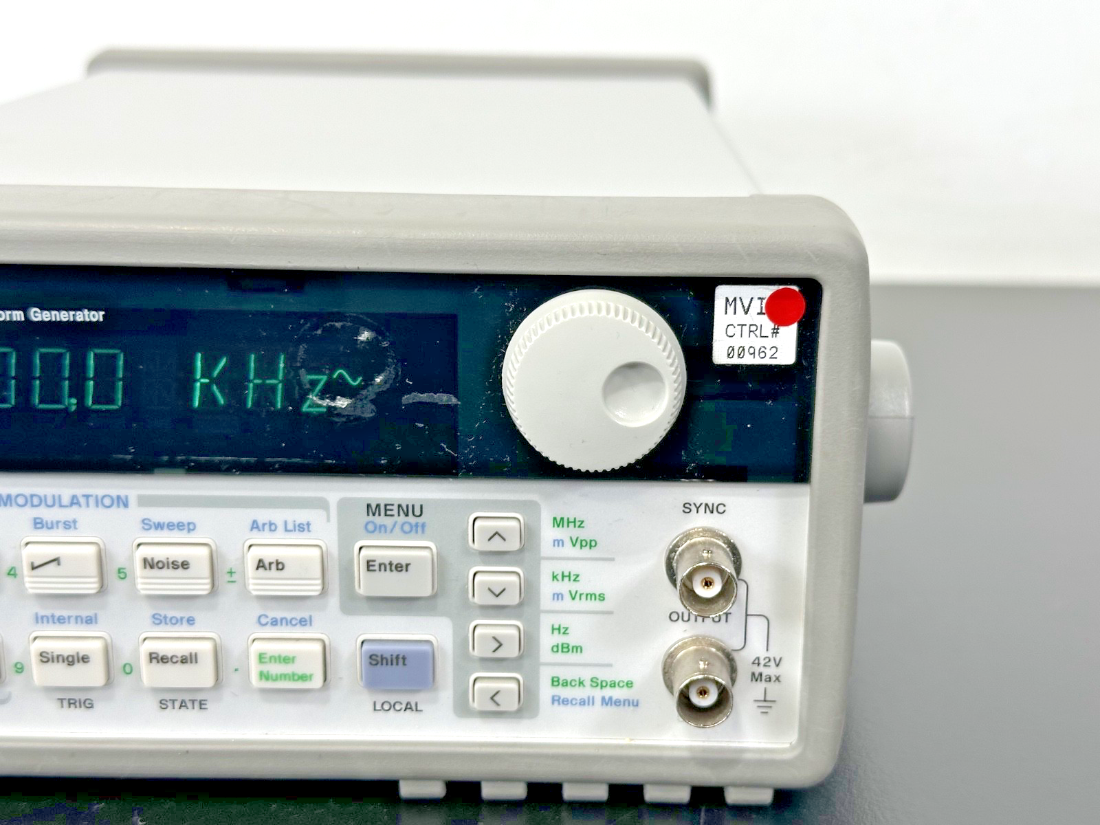 Agilent 33120A 15MHz Function Arbitrary Waveform Generator Option 001 Working2