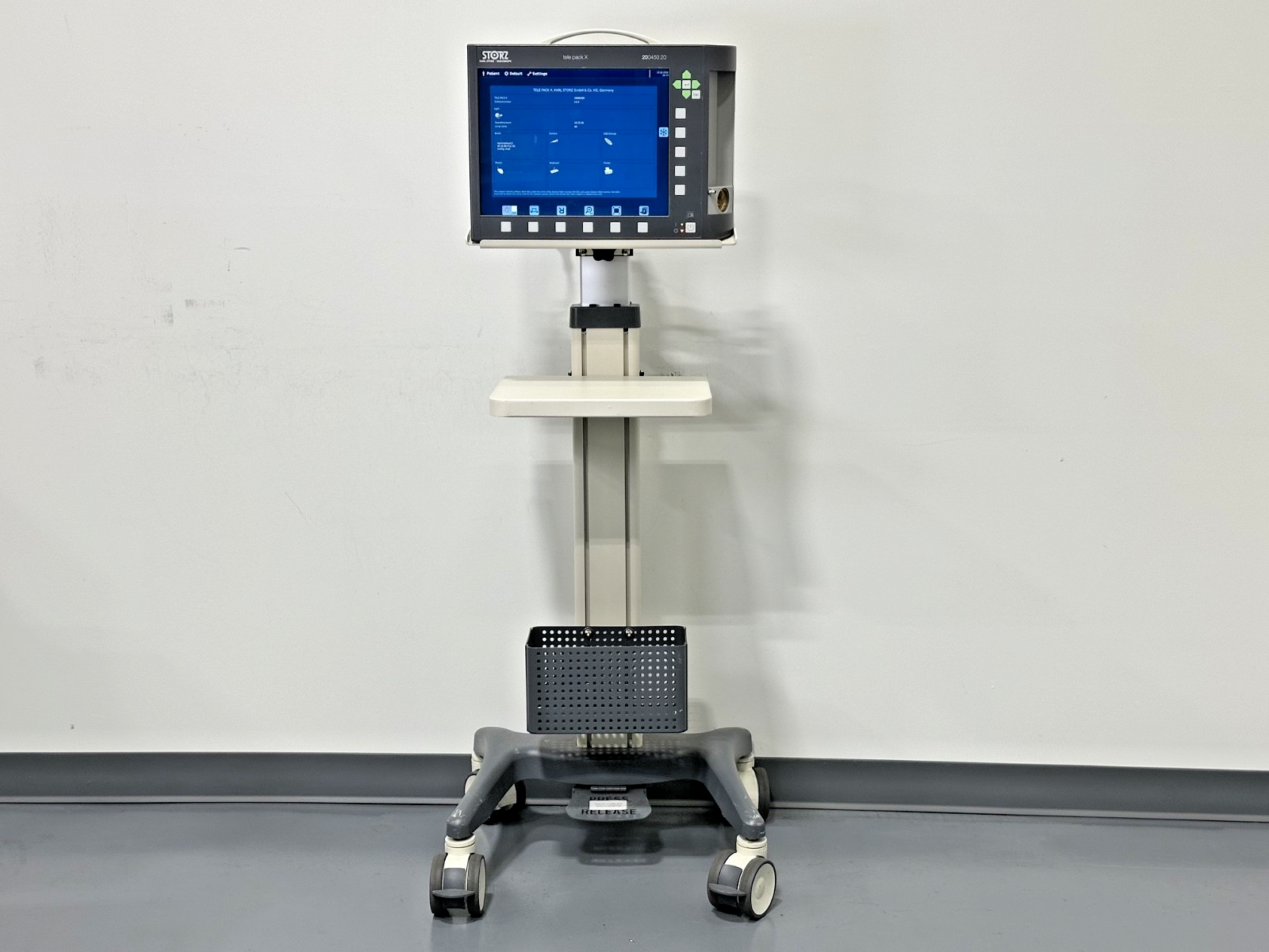 Karl Storz Tele Pack X 20045020 Endoscopy Video Monitor System Cart Stand0