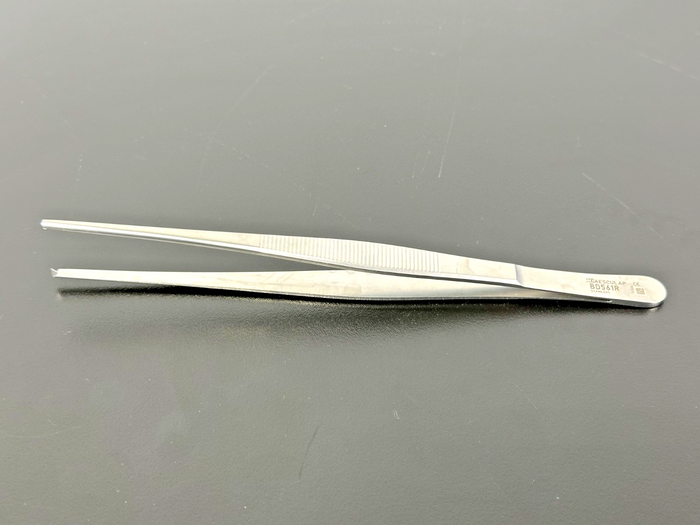 Aesculap BD561R Straight Forceps 7 7/8" Stainless Steel 1x2