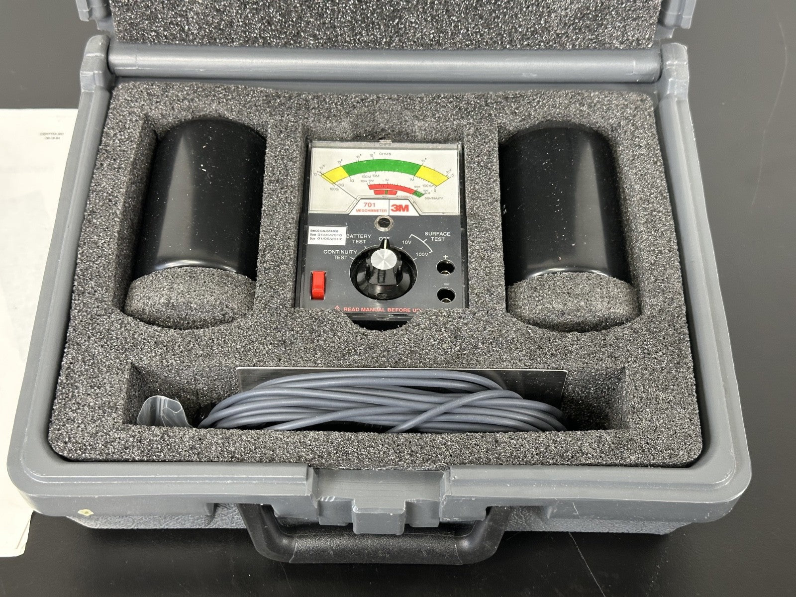 3M 701 Megohmmeter Static Control Surface Test Kit P/N 90179 w/ Case1