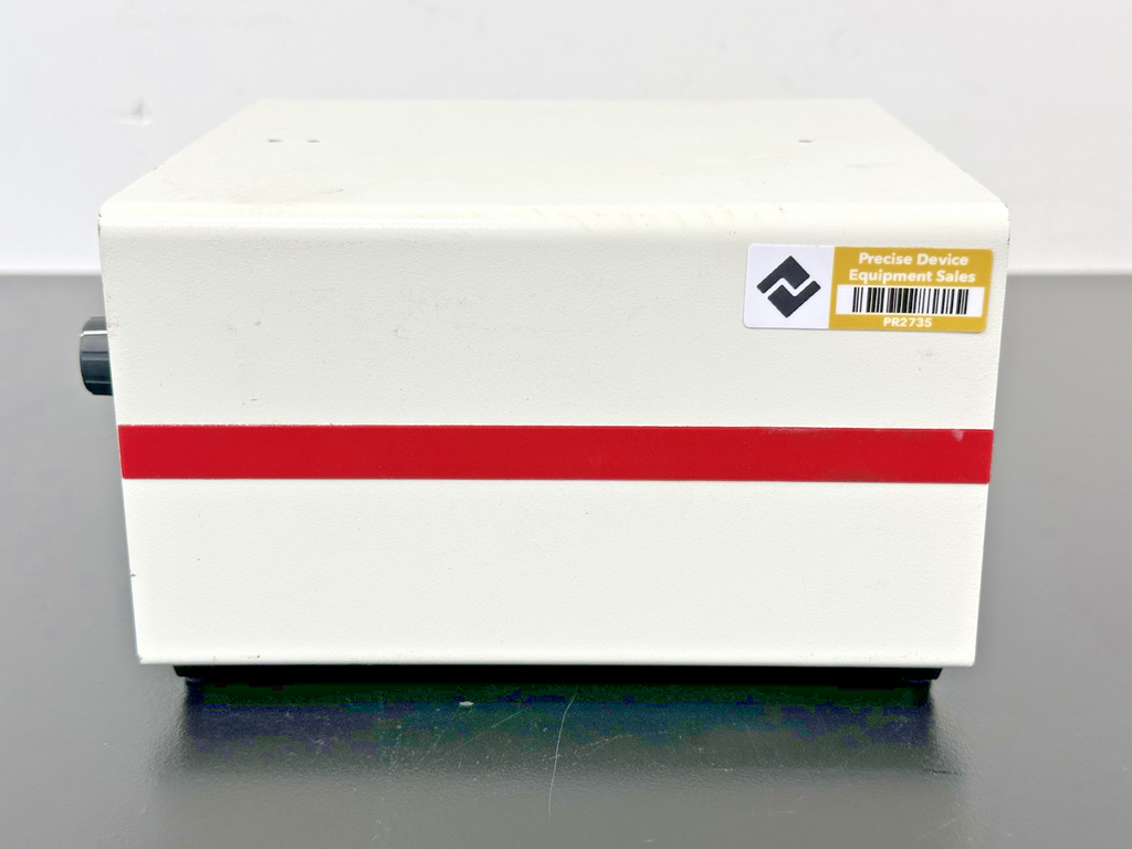 Schott Fostec A20800 DCR III EKE Fiber Optic Light Source 150W Powers On5