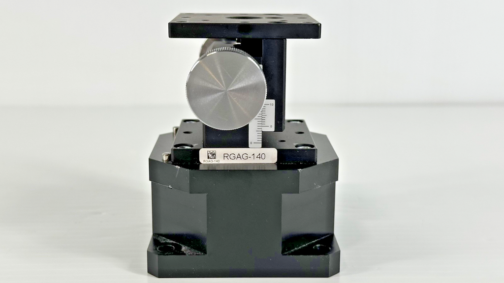 Suruga Seiki B07 3N Manual Z Axis Dovetail Positioning Stage Assembly3