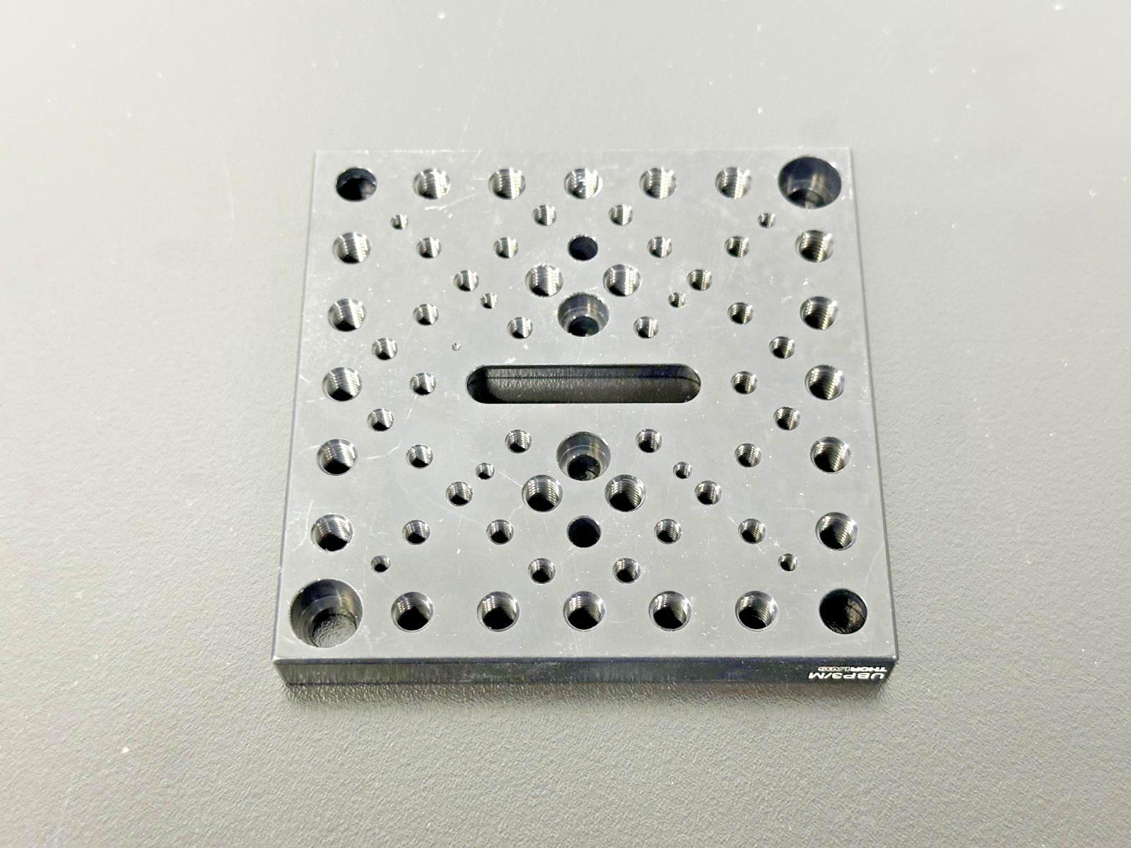 Thorlabs UBP3/M Universal Optical Base Plate 90 x 90 x 10mm Metric2