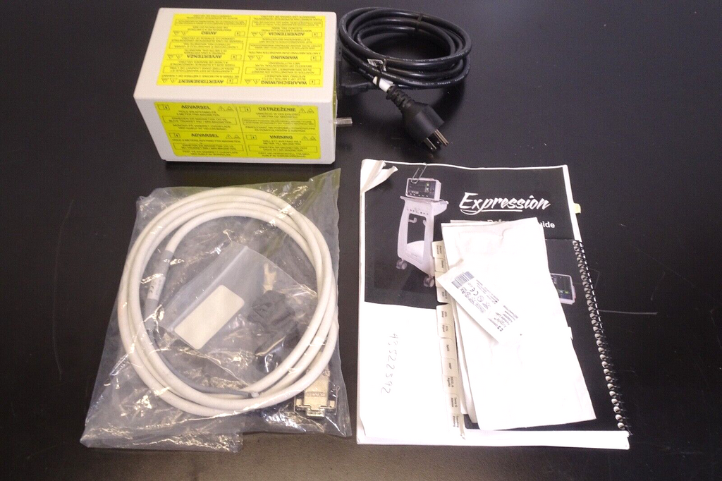 INVIVO Expression 453564099871 Patient Monitor wIth Rolling Stand7