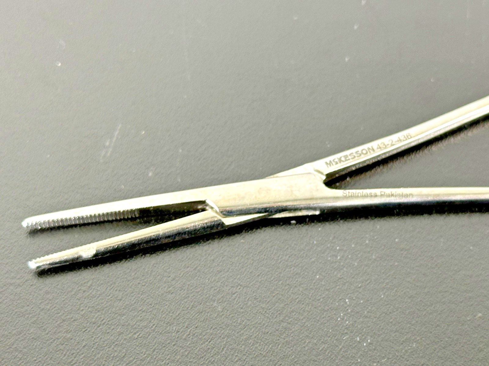 McKesson 43 2 436 Kelly Hemostatic Forceps Straight 5.5in Stainless3