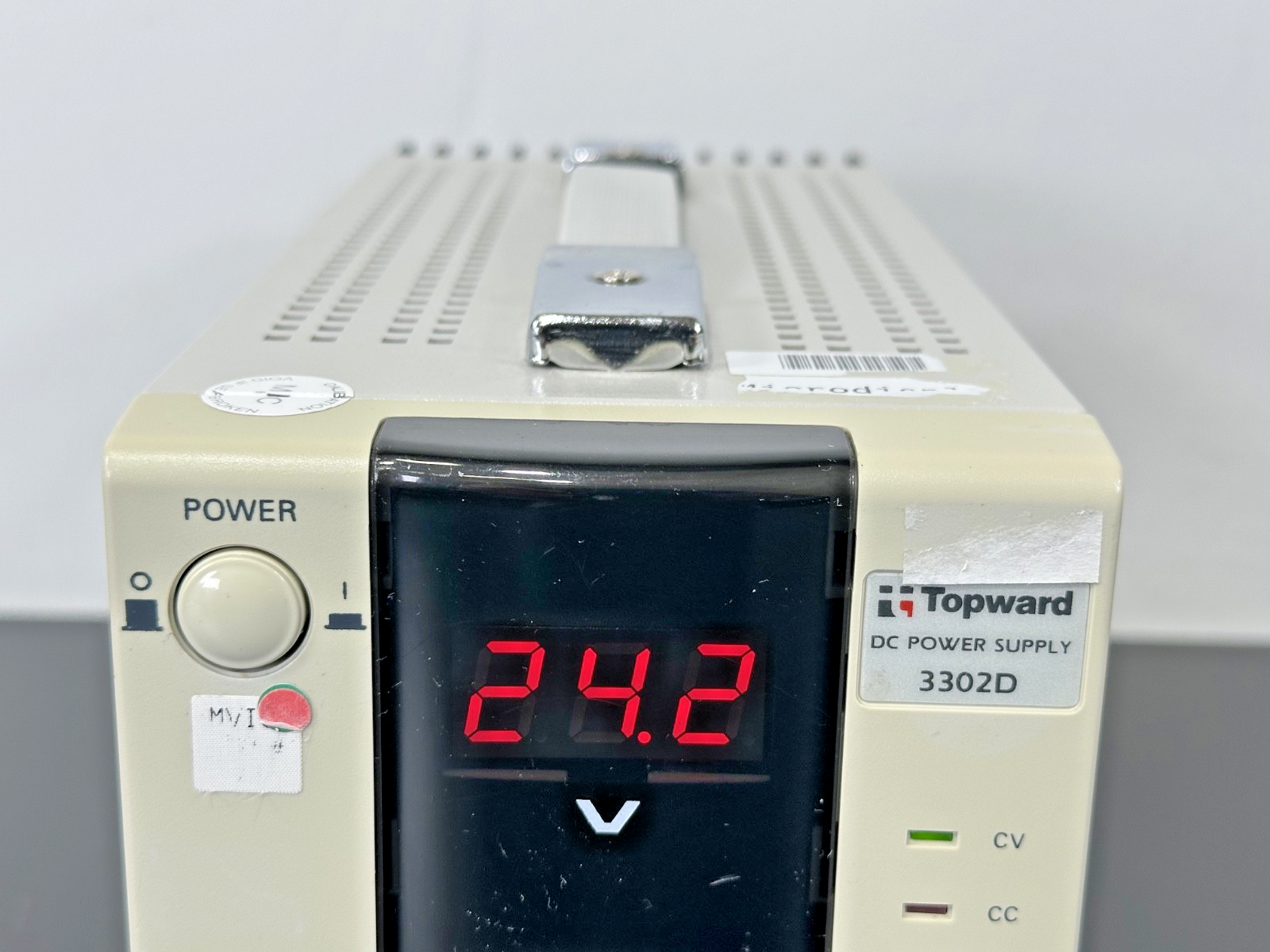 Topward 3302D Adjustable DC Bench Power Supply 0 30V 0 2A 60W Powers On Working1