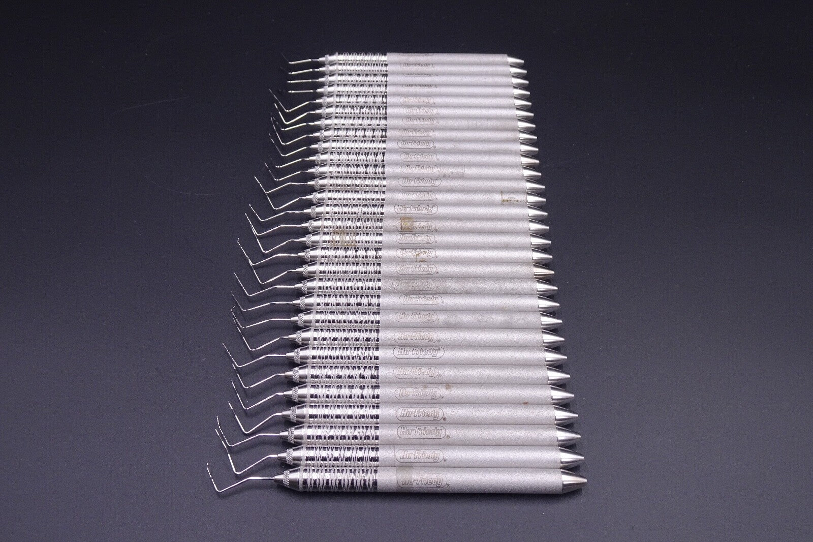 x29) Hu Friedy PCP126 Qulix Periodontal Probe CP/12 Single End0