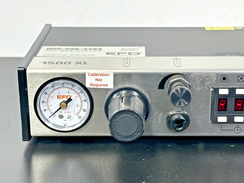 EFD 1500XL Precision Fluid Adhesive Dispenser Controller 0 100 PSI Working1