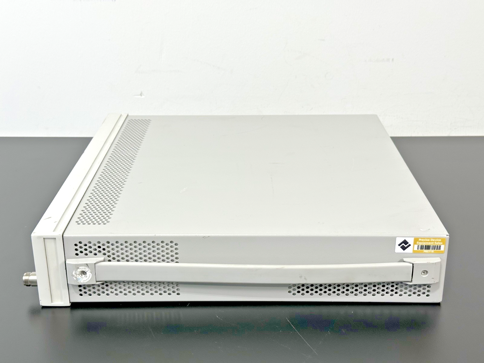 Agilent N5181A MXG Analog Signal Generator 100kHz 1GHz Opt 099 501 UNT Power On4