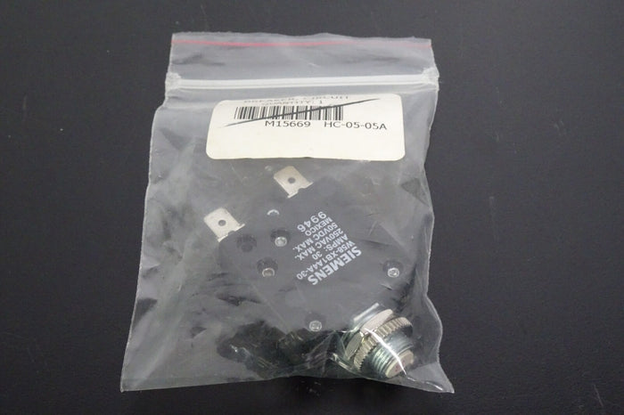 SIEMENS W58 XB1A4A 30 Thermal Circuit Breaker