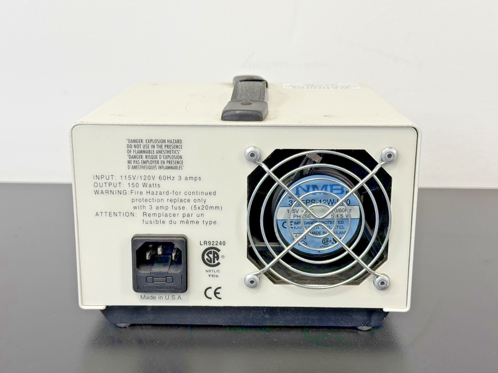 Fostec ACE Fiber Optic Illuminator EKE 150W Light Source Powers On1