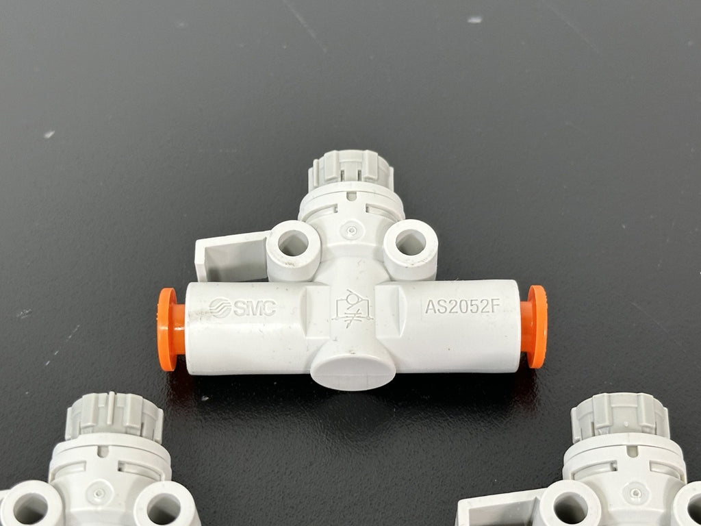 Lot of 3 SMC AS2052F Pneumatic Speed Flow Control Valves1