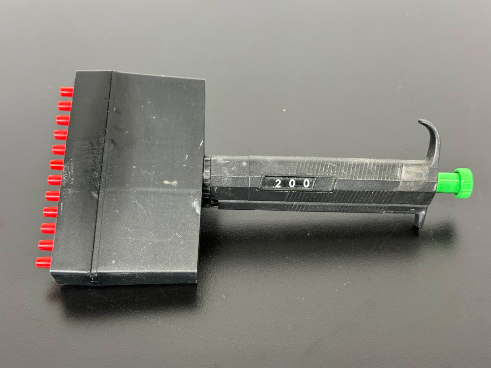 Labsystems Finnpipette Digital Multichannel 50 300uL 12 Channel Pipette2