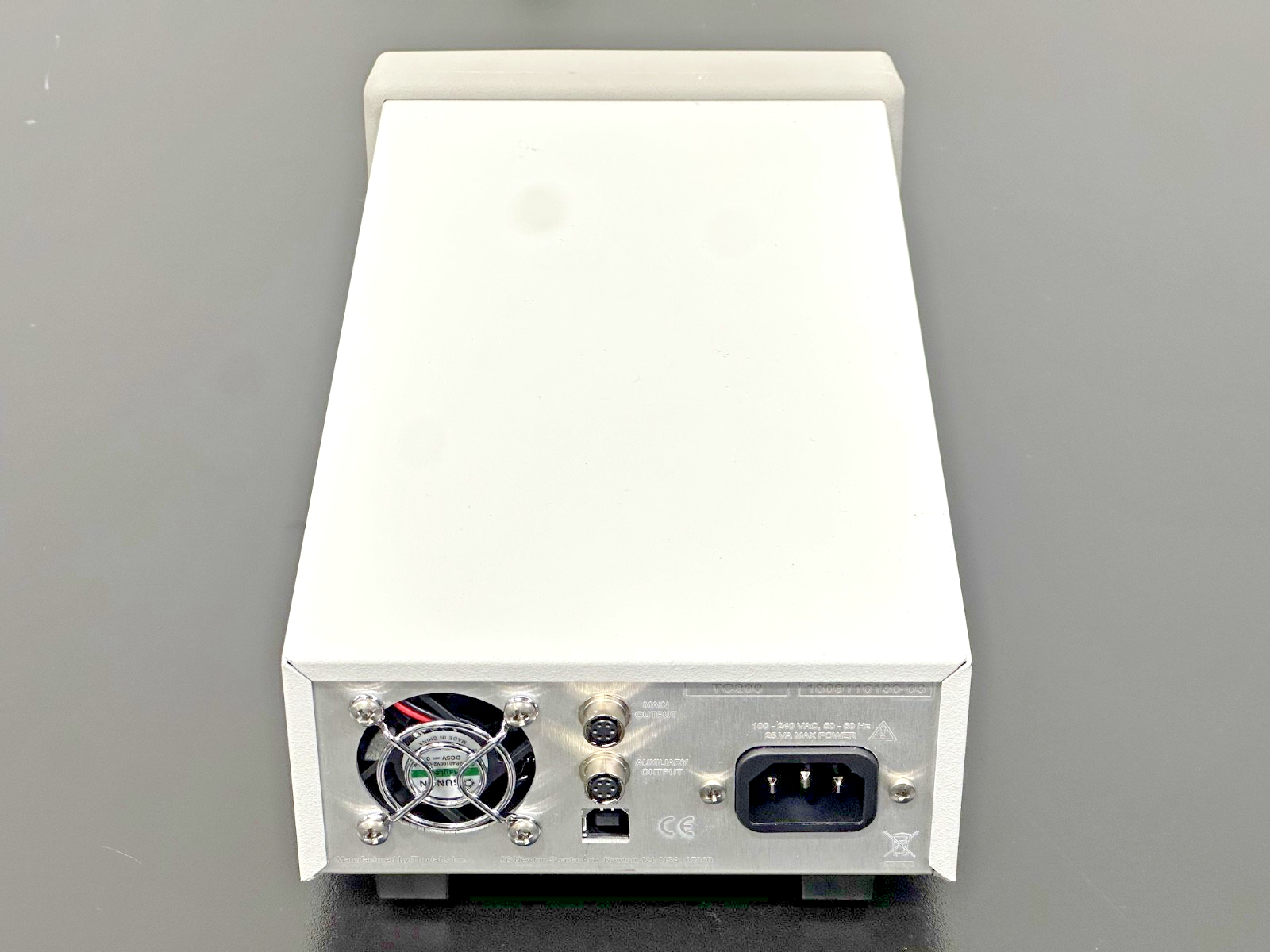 Thorlabs TC200 Temperature Controller Working1