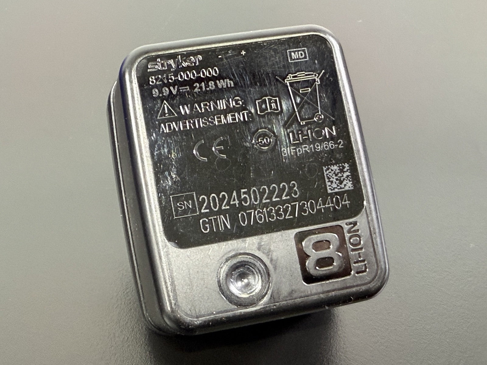 STRYKER 8215 000 000 Battery3