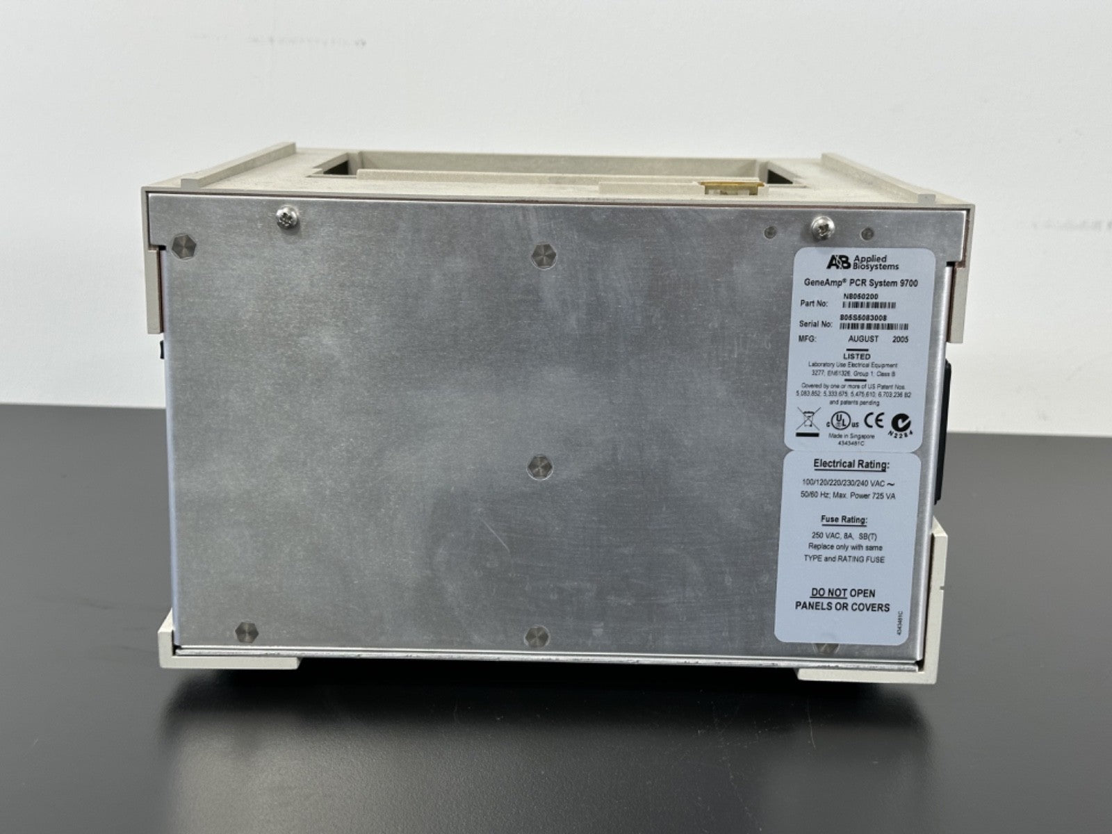 Applied Biosystems GeneAmp PCR System 9700 Thermal Cycler N8050200 FOR PARTS4