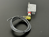 Keyence LR W500C IO Link Laser Sensor w/ Cable & Connector0