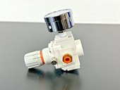 SMC 10 AR20 N02BG Z B Pneumatic Air Regulator w/ Pressure Gauge Used Untested4