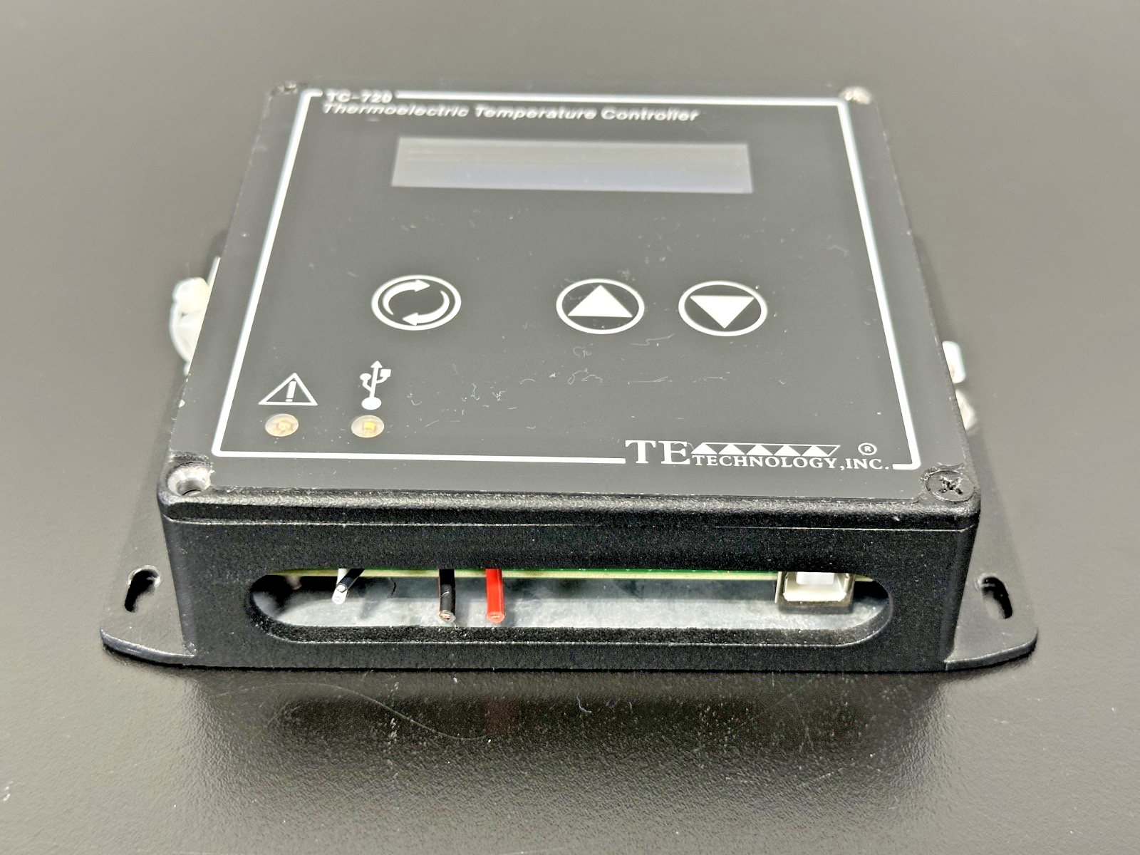 TE Technology TC 720 Thermoelectric Temperature Controller 12 36VDC 20A1