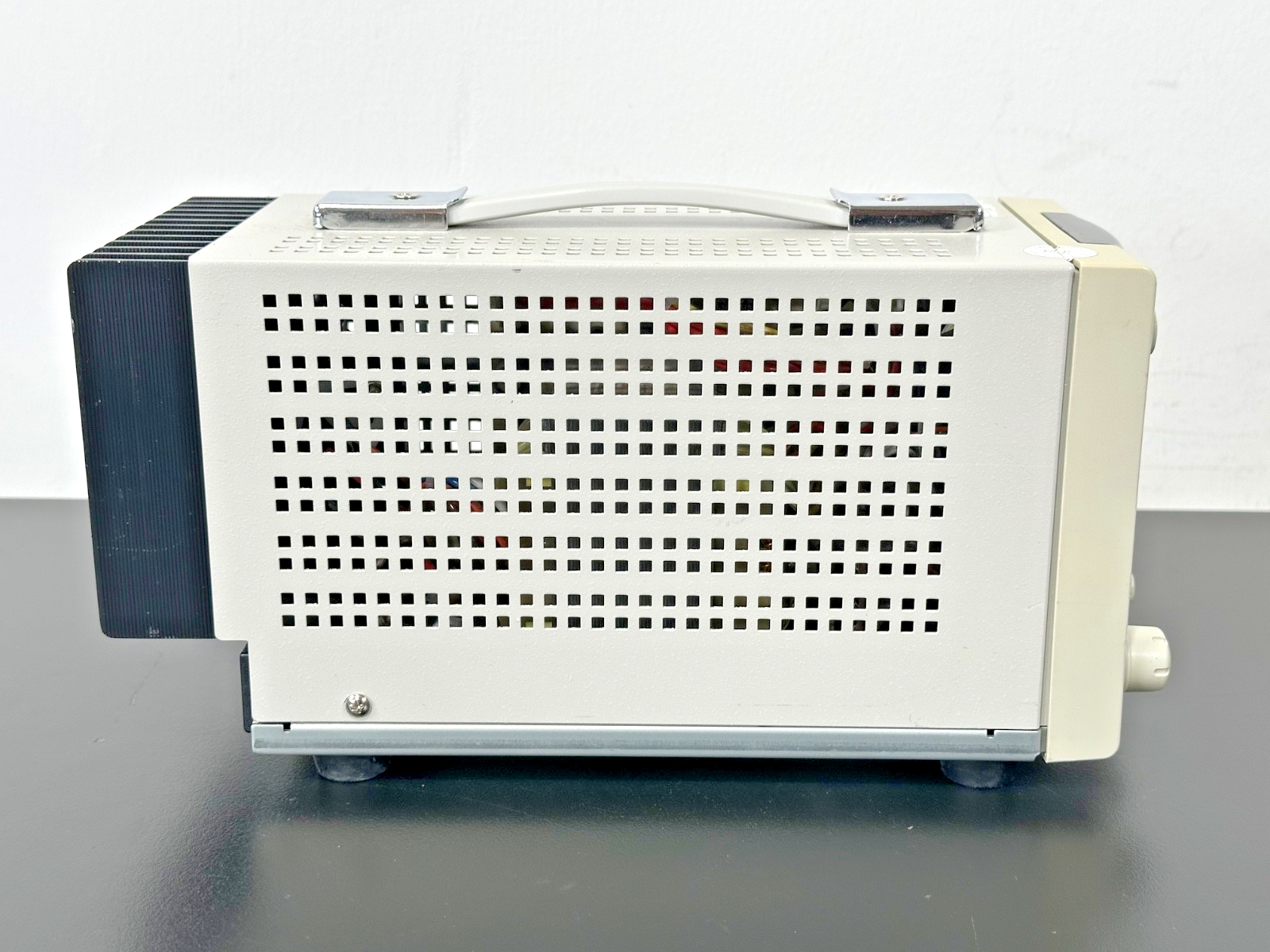 Topward 3302D Adjustable DC Bench Power Supply 0 30V 0 2A 60W Powers On Working4